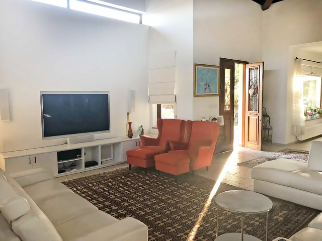 detachedHouse-1316-copy-copy.jpg