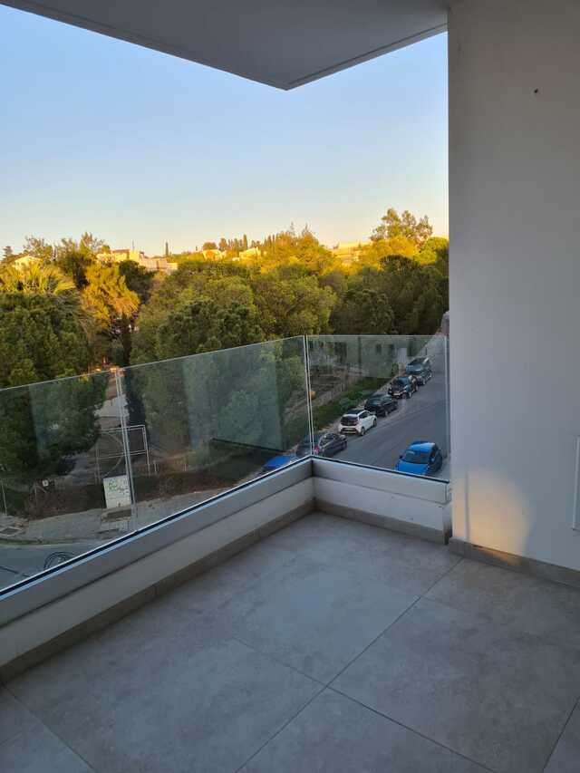 Modern 2 Bedroom Apartment in Engomi – photo 8