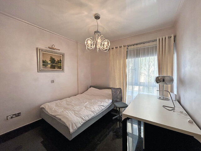 apartment-image00010-copy.jpg