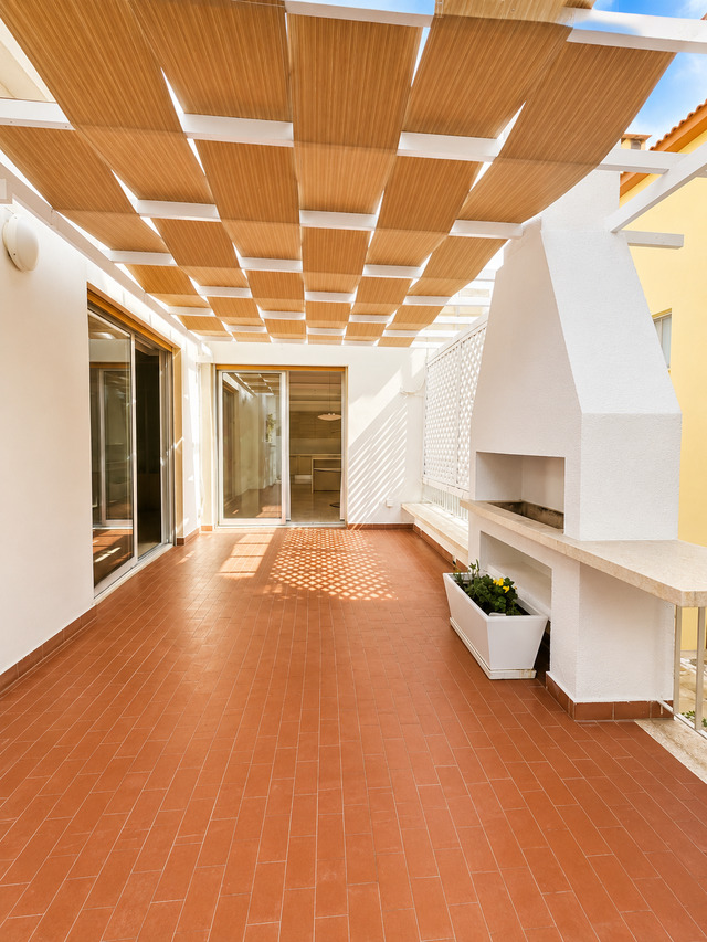 detachedHouse-chatgpt-image-jul-3-2026-03-57-39-pm.png