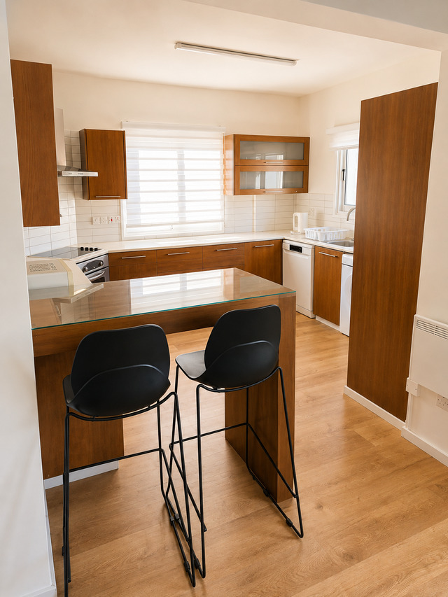 Fully Furnished Renovated Apartment – photo 4