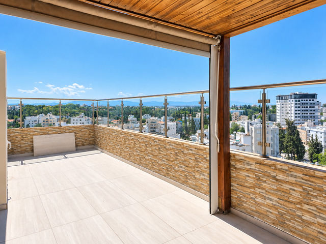 Panoramic Whole-Floor Residence – photo 7