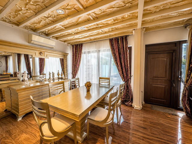 Beachside Family Maisonette – photo 2