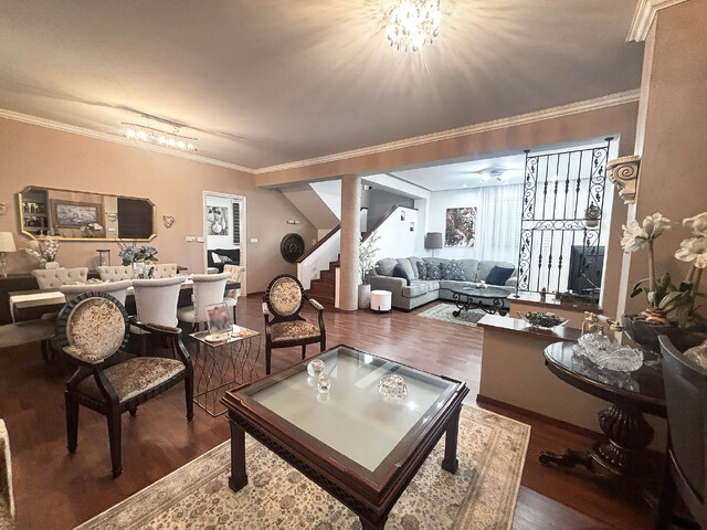 Charming Family Home – photo 5