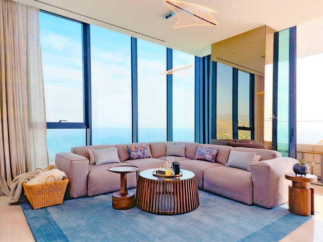 Luxurious Seafront  Apartment – photo 2