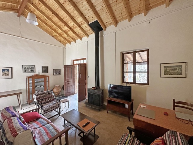 detachedHouse-img-7550-copy.jpg