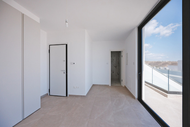 Innovative Design Home – photo 8