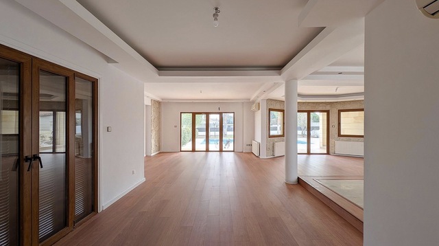 detachedHouse-screenshot-2026-01-29-at-113921-am-large.jpg