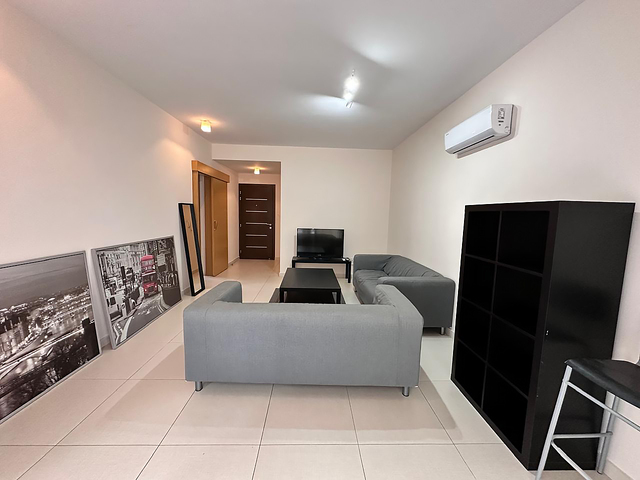apartment-evg2011-copy.jpg