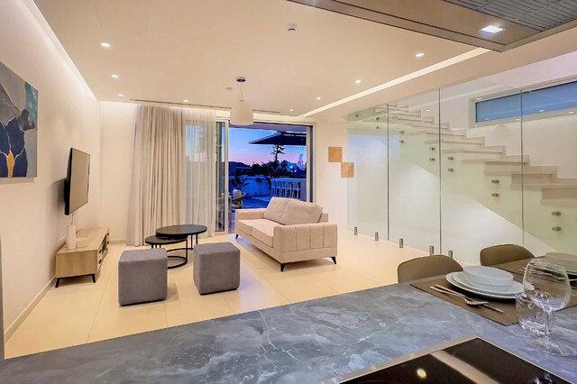 detachedHouse-cnv1-13-copy.jpg