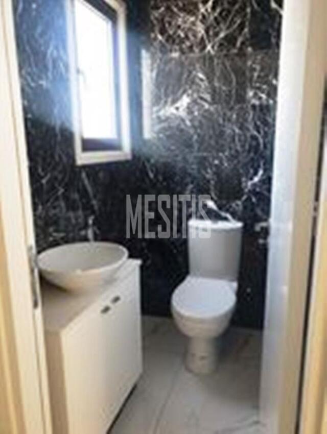 office-7a88f49c-1966-4961-8014-cd2083256e3a_Wtr.jpg
