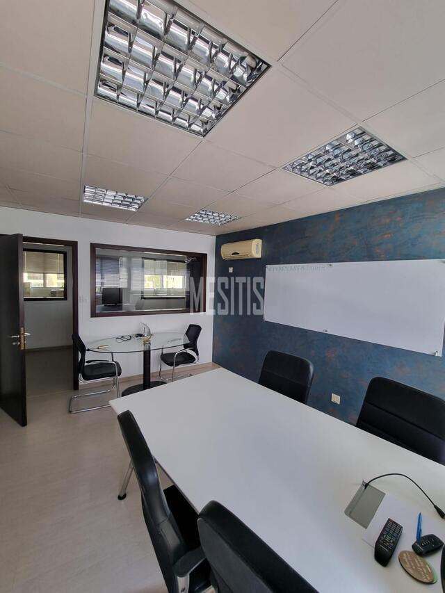 office-eeb1083d-a333-4c2f-a3d6-be4a11a4f7a0_Wtr.jpeg
