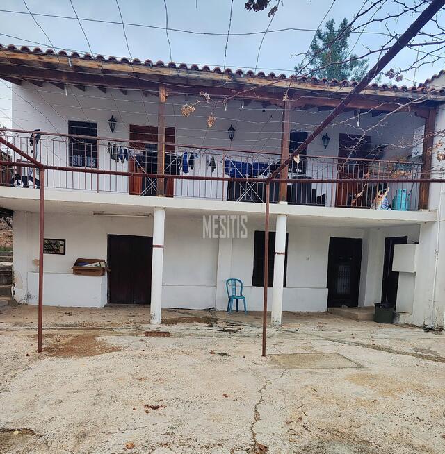 detachedHouse-aa329c57-0ca9-4ab4-b2ea-cecc5db5bf5a_Wtr.jpg