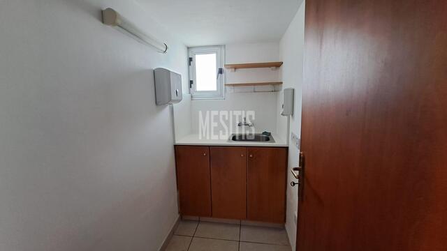 office-289e0c41-aecd-4010-b747-152b742bc952_Wtr.jpg