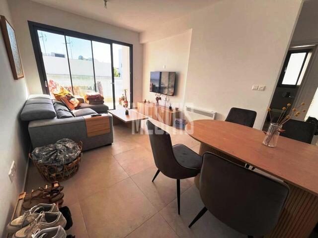 apartment-4a5e5788-9234-437f-967e-75a165709fc2_Wtr.jpg