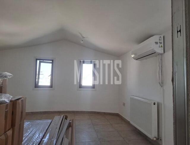 3 Bedroom Upper House With Roof Garden For Rent In Engomi – photo 5