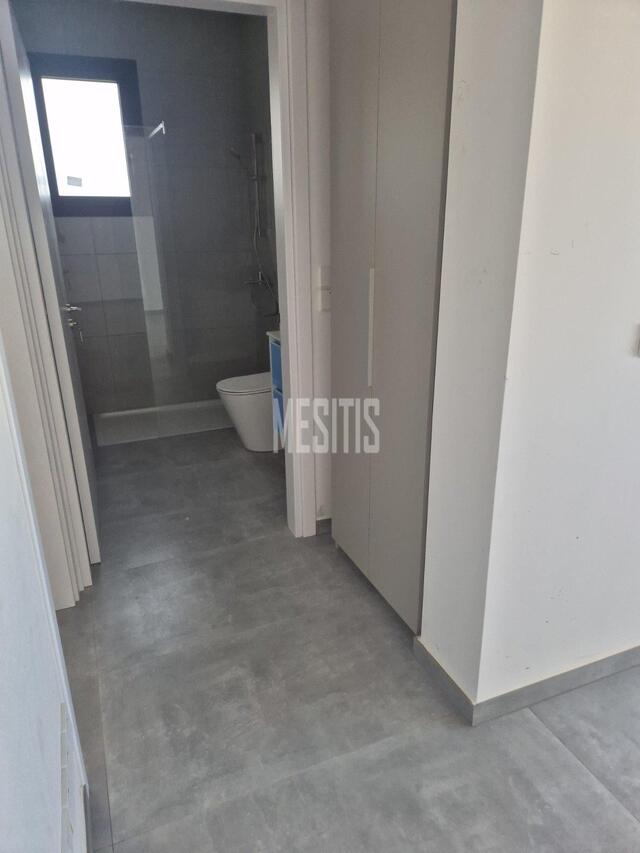 apartment-f62e3eb5-5c2b-4614-93da-d80f446c9bef_Wtr.jpg