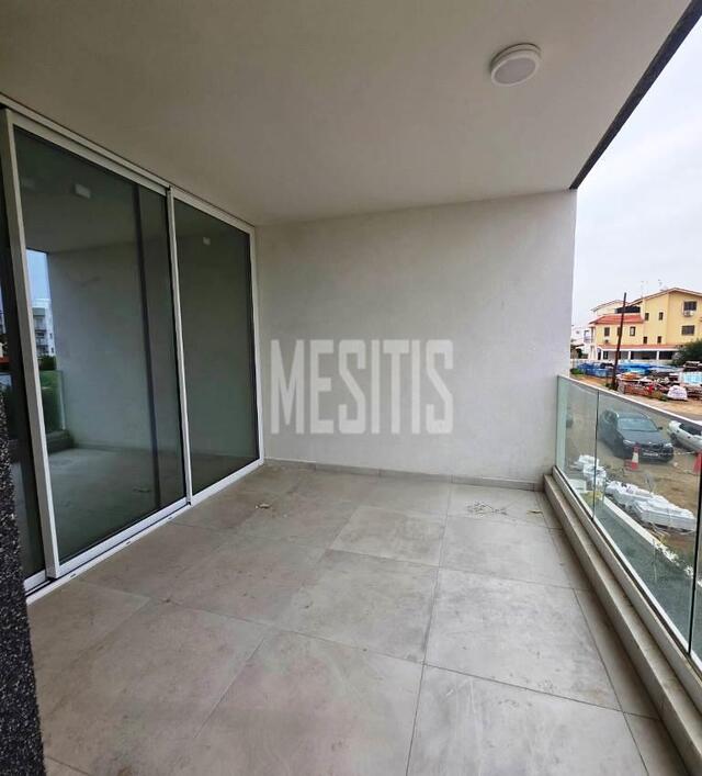 apartment-97f72265-3118-407d-b620-b738688284c4_Wtr.jpg