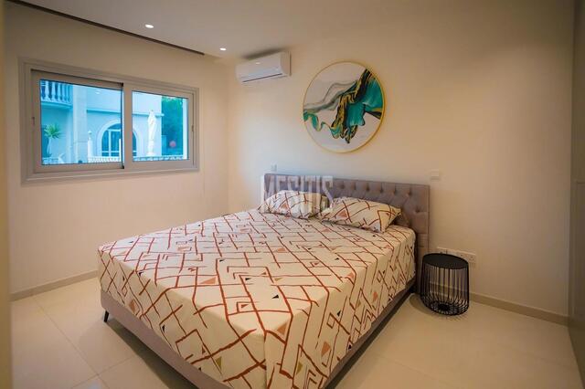 apartment-49280ce5-8819-4a60-b37c-f8232cea5ff8_Wtr.jpeg