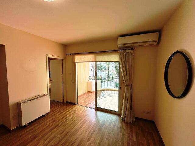 apartment-31410486-5a2d-45c7-9c17-79d5bdffedf6_Wtr.jpg