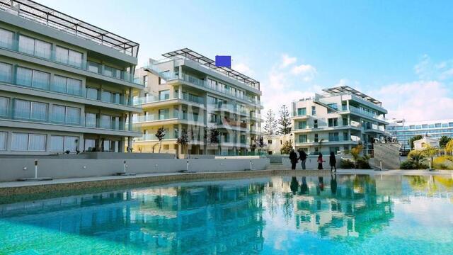 apartment-1d76d9a0-dce2-4388-8f42-f731d12bae55_Wtr.jpeg
