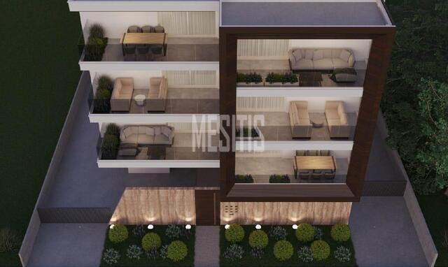 apartment-5fc3a149-f0a5-43d2-9a54-9c12f72753f5_Wtr.jpg