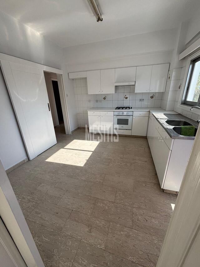 apartment-59d4a16a-8d78-4680-9db2-70570f8c0268_Wtr.jpeg