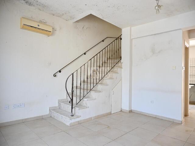 detachedHouse-172de6c2-3daa-4c7a-bfa8-ceb69e80af99_Wtr.jpg