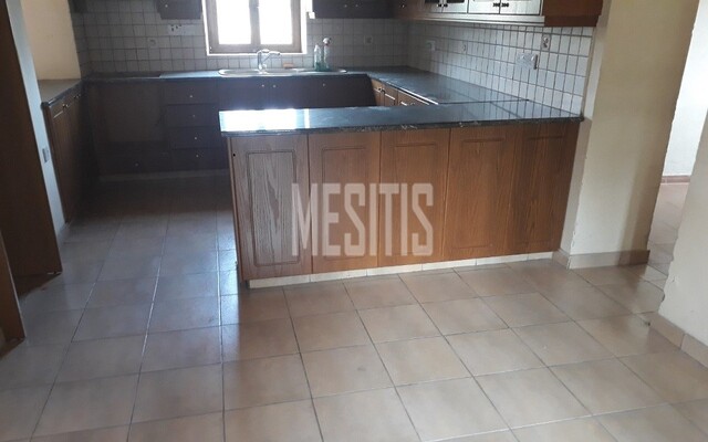 detachedHouse-233af8ab-3605-426a-8bf7-12bf838c585f_Wtr.jpeg