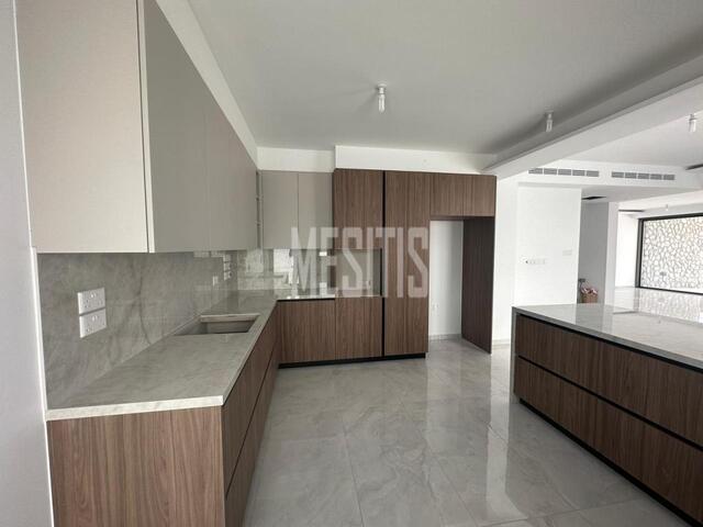 detachedHouse-d8b264bc-63e5-41aa-ad8f-66abda941f7a_Wtr.jpg