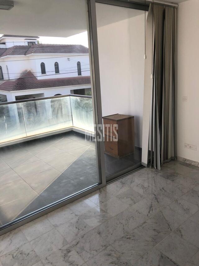 apartment-f1546eca-422a-4740-9ee9-ef3c809eada8_Wtr.jpeg