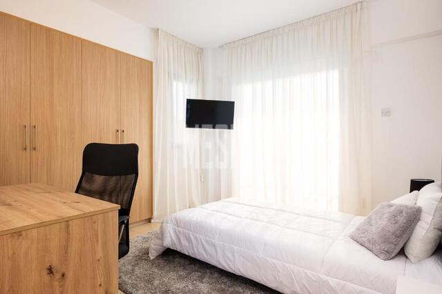 apartment-0480ed67-2209-4ab3-8c51-4553008cf1a6_Wtr.jpg