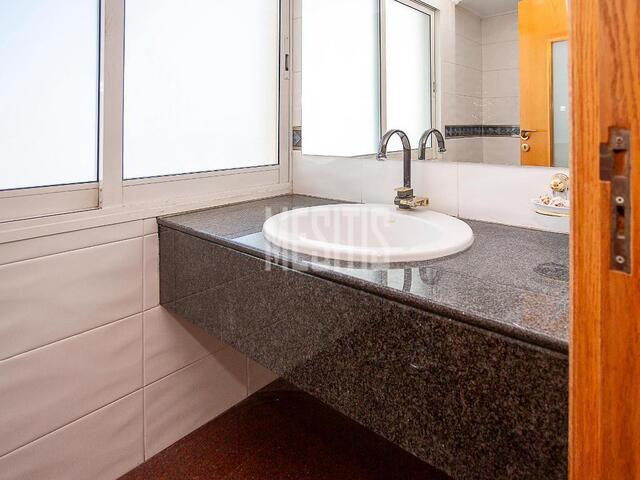 4 Bedroom Apartment for Sale in Kato Pelemidia, Limassol – photo 3