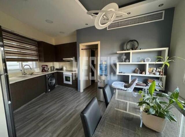 apartment-50a428ea-c8b3-4440-b422-ce39fb2cf99f_Wtr.jpg