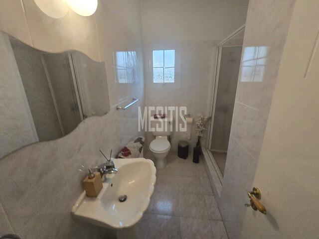 detachedHouse-4f867769-b5d2-4342-b435-2b17f67ad2f1_Wtr.jpg