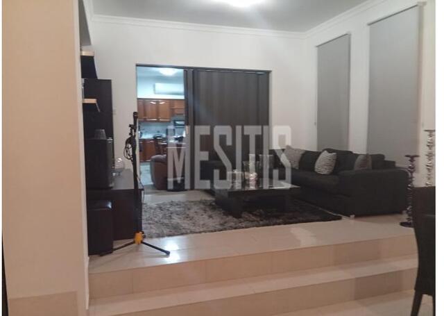 detachedHouse-de6dfad1-b62a-49b8-ba11-e3e2c052b594_Wtr.jpg