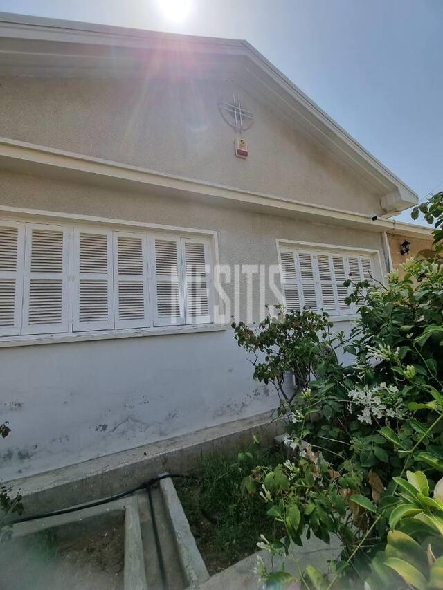 detachedHouse-b4de95a8-7364-455c-a572-d620ce9fd53c_Wtr.jpeg