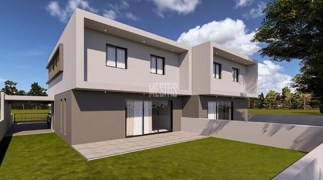 detachedHouse-e681247f-a654-40e3-9ca6-2b85b87fc7af_Wtr.jpg