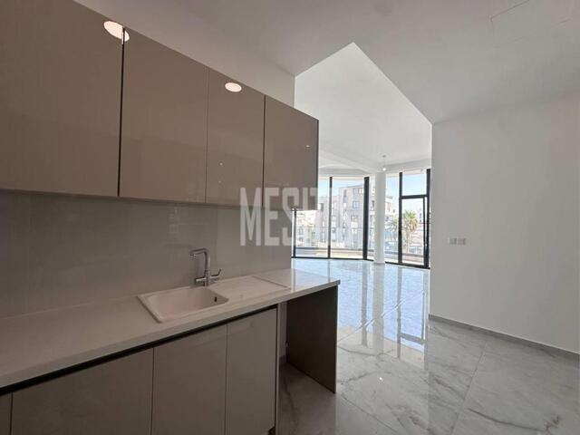 Elegant Ready to Move in 3 Bedroom Penthouse For Sale In Neapoli, Limassol. – photo 4