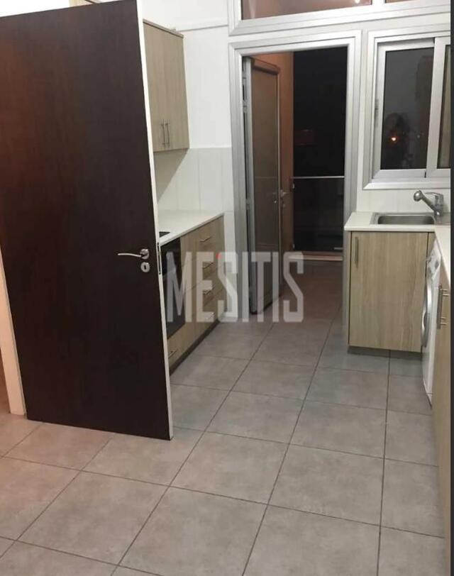 apartment-e2fbb831-29ba-4ad8-8736-a48dfb2b0a31_Wtr.jpg