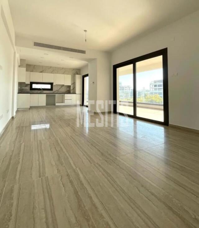 apartment-678772ae-5808-431c-8c89-384db7e59538_Wtr.jpg