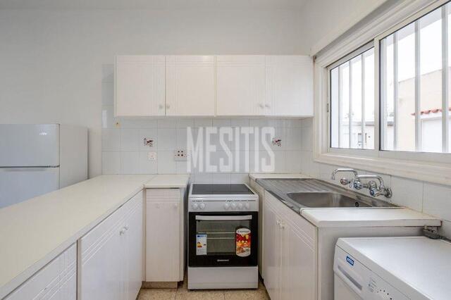 apartment-86c288af-f6bf-4ccb-9e51-a16b07220edf_Wtr.jpg