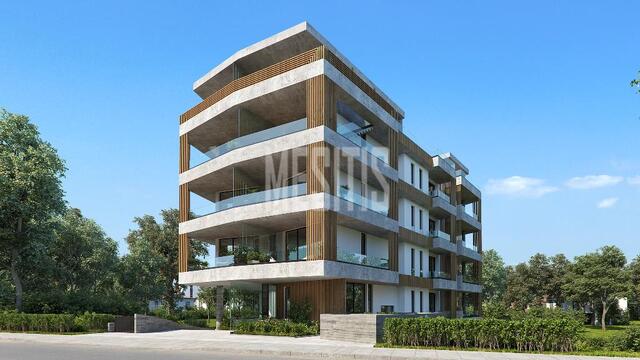 apartment-698dbc76-73bb-4916-bc56-1c7456a48a91_Wtr.jpg