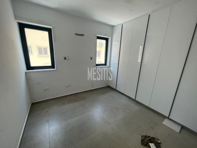 apartment-2539c7e7-e885-4bad-9f99-6a21219db8bc_Wtr.jpg
