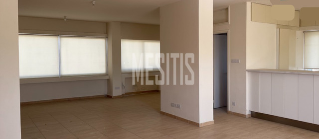 apartment-5372bc12-944b-49ac-9468-94d4d4c5efd6_Wtr.png