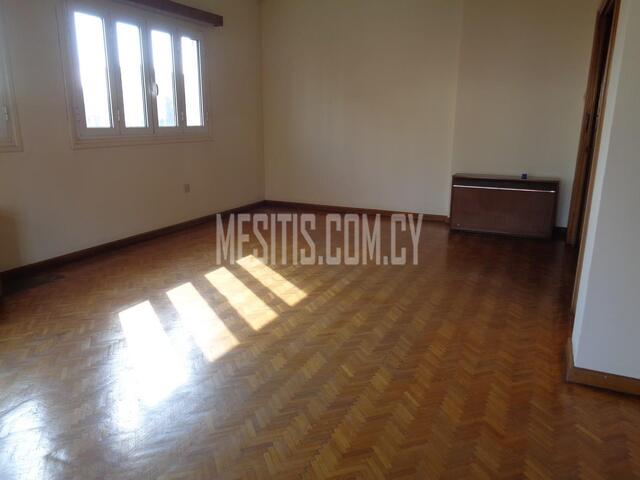 apartment-6de33da5-4c90-442d-8f9d-4ba1088f463f_Wtr.jpeg