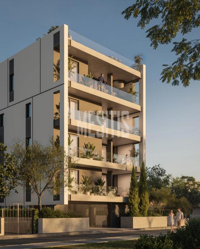 apartment-8e74b591-9c0a-4b95-800c-6e3e32a103bc_Wtr.jpg