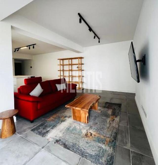 Renovated 2 Βedroom Αpartment with Large Veranda for Rent Trypiotis Area Nicosia – photo 2