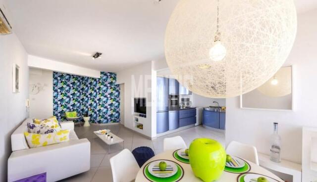 apartment-b22a6611-60e4-44fb-8bb9-bfbc8caa525f_Wtr.jpeg