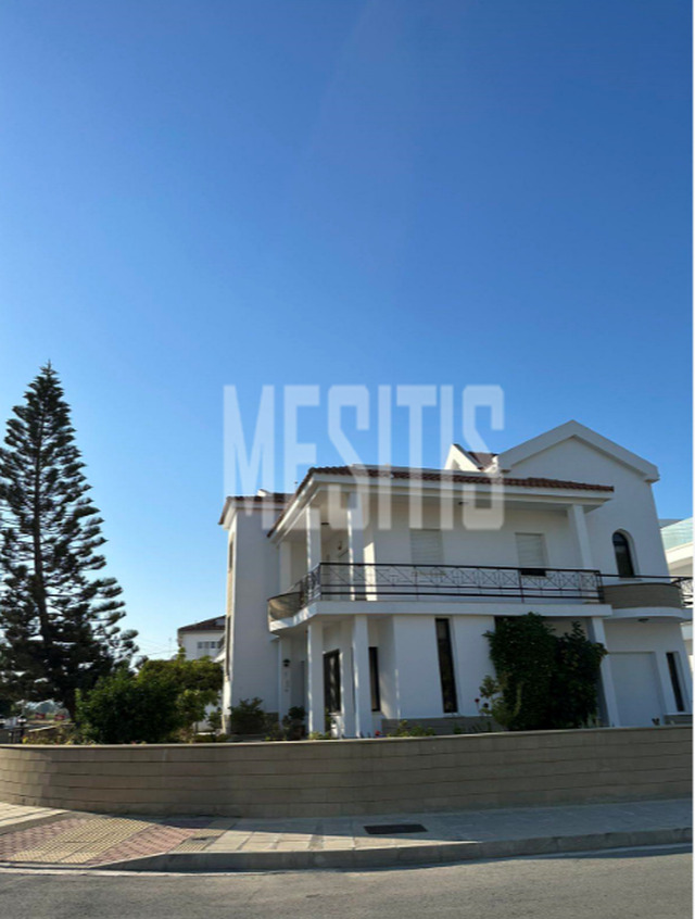 detachedHouse-8f9ad68c-2ee0-4af1-b883-5c2b80962be9_Wtr.png
